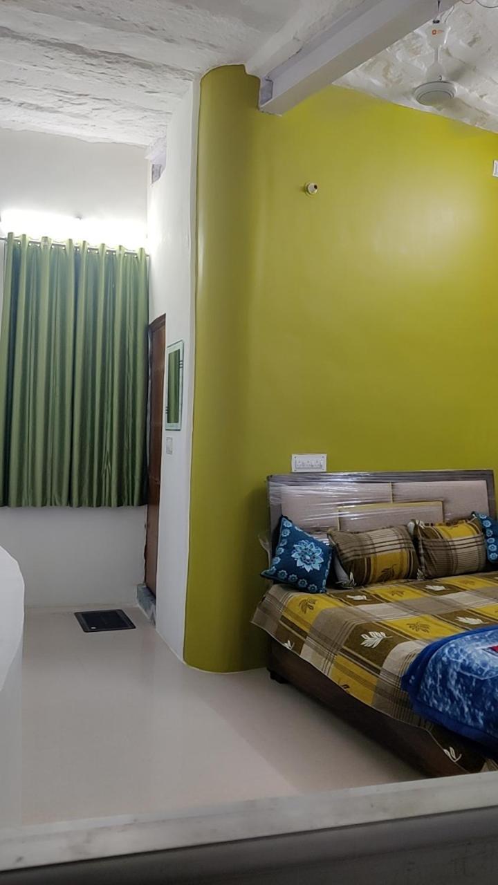 Ugs Guest House Jodhpur  Bagian luar foto